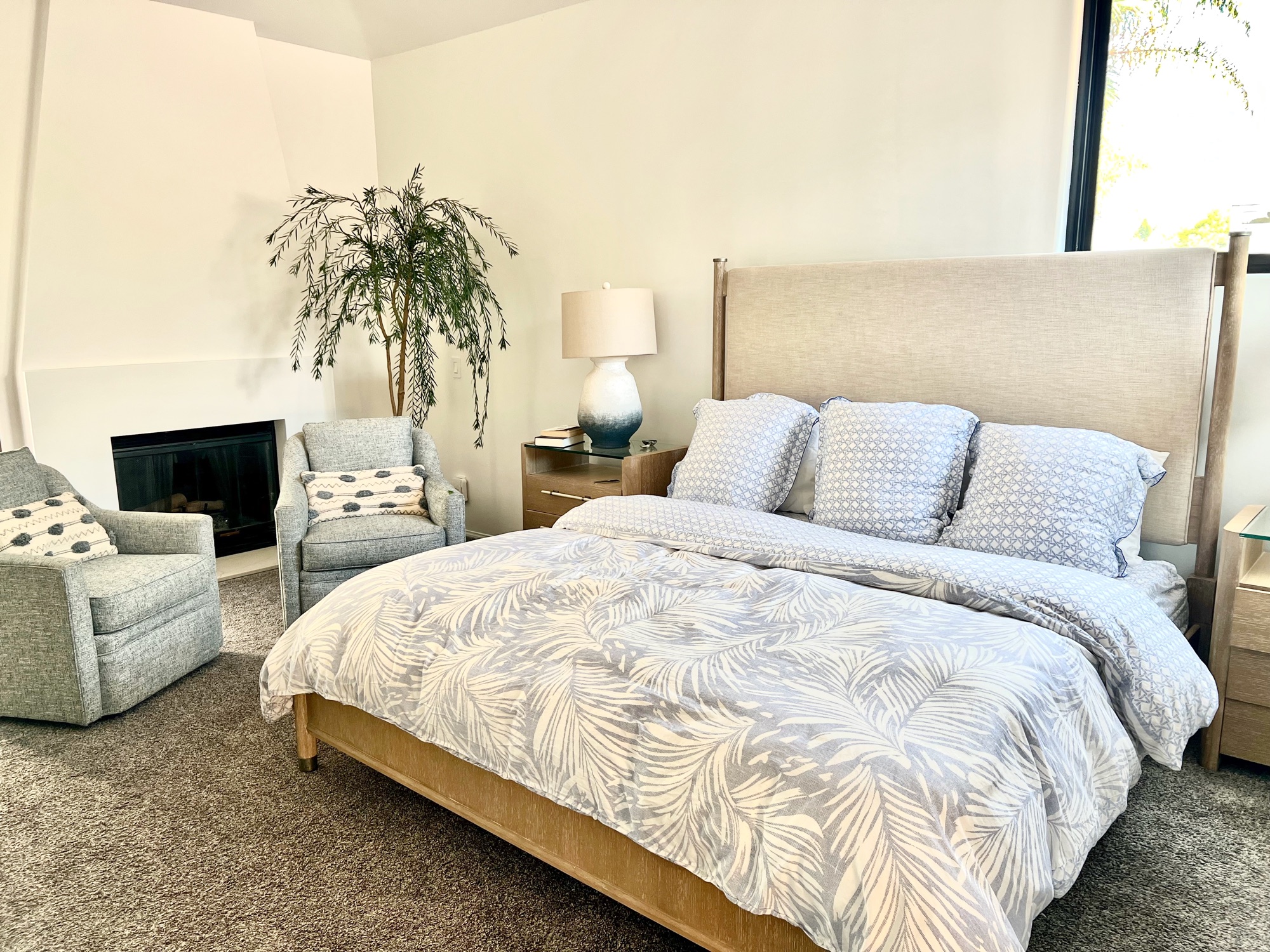 Third bedroom — king bed, airy and bright
