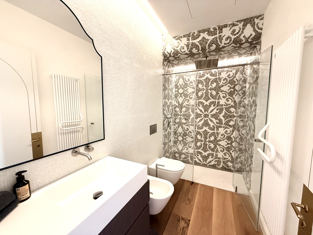 Bathroom with Bisazza mosaic shower