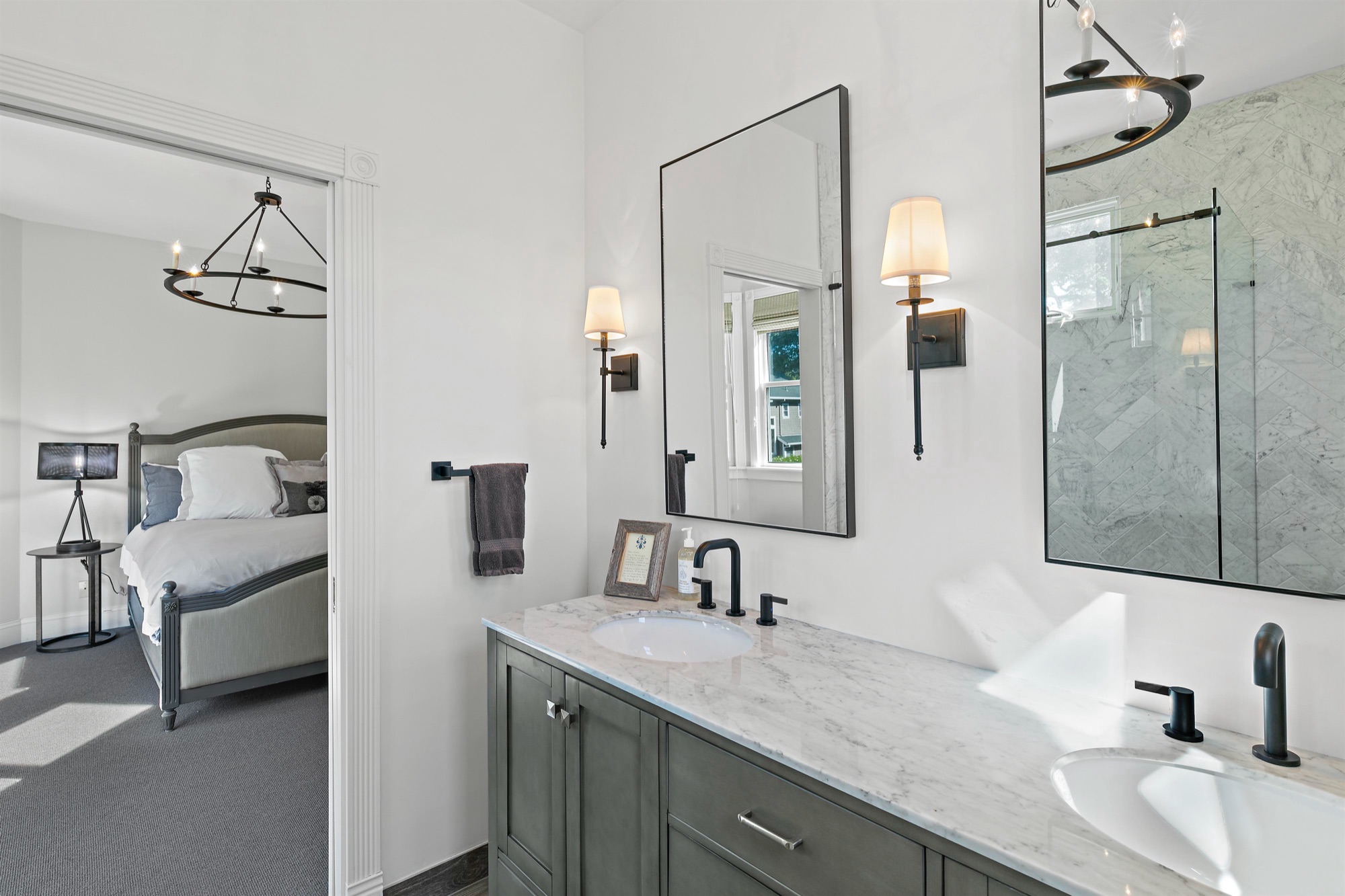 Shared upstairs bathroom